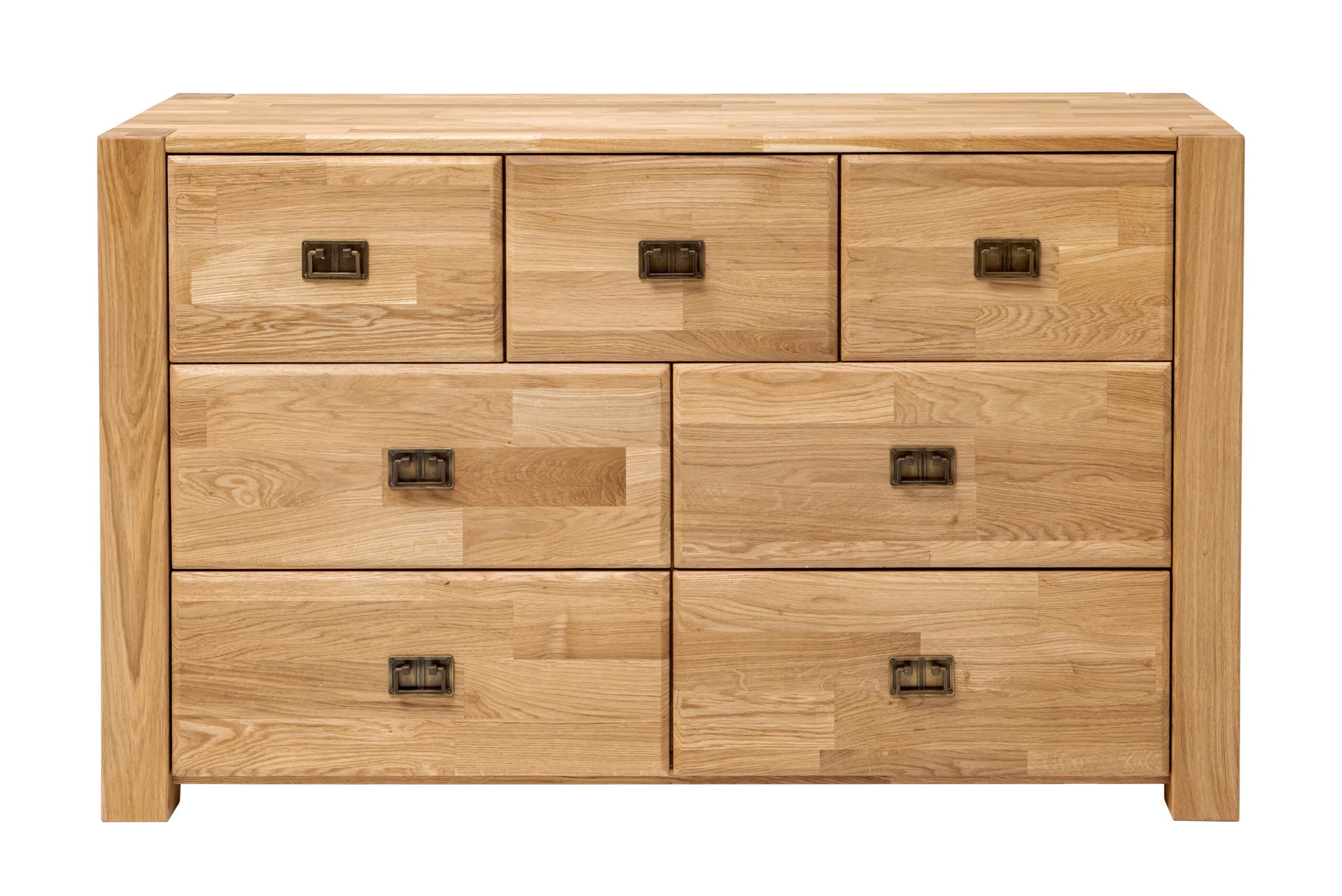 Dubová komoda Troja 7 zásuvek je skvělým doplňkem pro vaši ložnici nebo obývací pokoj.