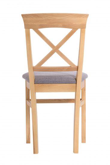 Polstrovaná židle Torino je mimořádně stabilní a odolná, je skvělou kombinací komfortu a kvality, přinese do vašeho prostoru jedinečný smysl pro styl a luxus. 