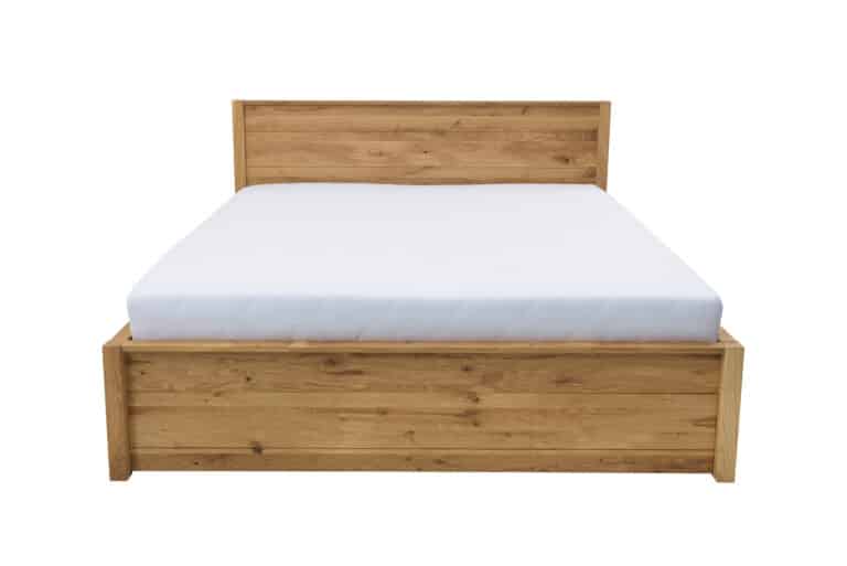 Postel dvoulůžko Sandra 160x200, vyrobené z masivního dubu s praktickým úložným prostorem. Ideální volba pro rodiny hledající kvalitní a funkční dubovou postel. Nakupte ještě dnes a zpříjemněte svůj spánek!