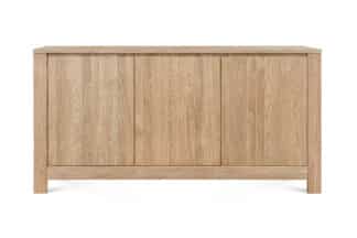 Dřevěná komoda Leo-nábytkový klenot, který dokáže proměnit jakýkoli interiér v útulný a stylový omov. Dřevěný nábytek z masivu za skvělou