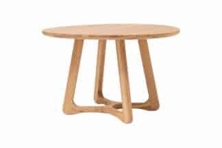 Elegancki okrągły stół z litego dębu, który łączy naturalne piękno, nowoczesny design i solidne rzemiosło. Dzięki solidnym profilowanym nogom i wysokiej jakości wykończeniu olejowemu stanie się centralnym punktem każdej jadalni, salonu czy gabinetu.