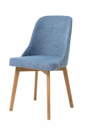 Krzesło Milis łączy naturalne piękno litego dębu z elegancką niebieską tapicerką, która wprowadzi do wnętrza świeżą i nowoczesną atmosferę. Dzięki wygodnemu profilowaniu i wysokiej jakości wykonania idealnie nadaje się do codziennego użytku. Idealnie dopełni każdą jadalnię, w której liczy się styl i maksymalny komfort.