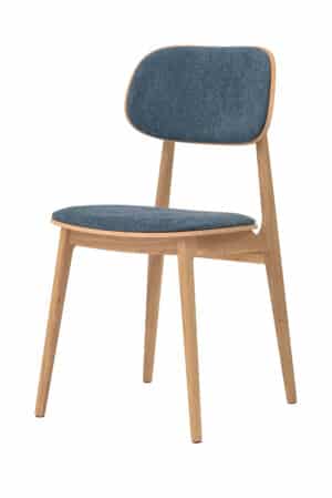 Krzesło do jadalni Verde w niebieskim kolorze wyróżnia się czystymi liniami, wysokiej jakości litym dębem i elegancką niebieską tapicerką. Ergonomiczny kształt zapewnia wygodę nawet przy dłuższym siedzeniu, a spokojny i ponadczasowy design doda wnętrzu harmonii i stylu. Idealny wybór do domu oraz nowoczesnych przestrzeni gastronomicznych.